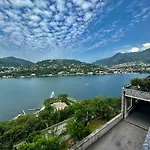 View Ac And Garage * كومو