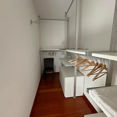 View Ac And Garage * 科莫