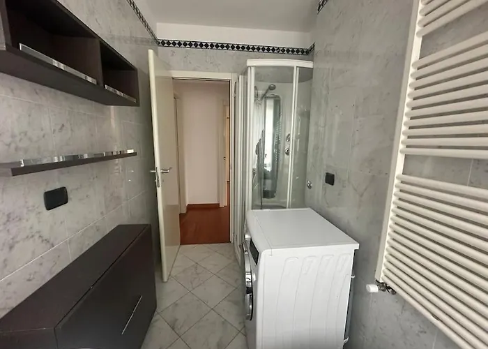 View Ac And Garage