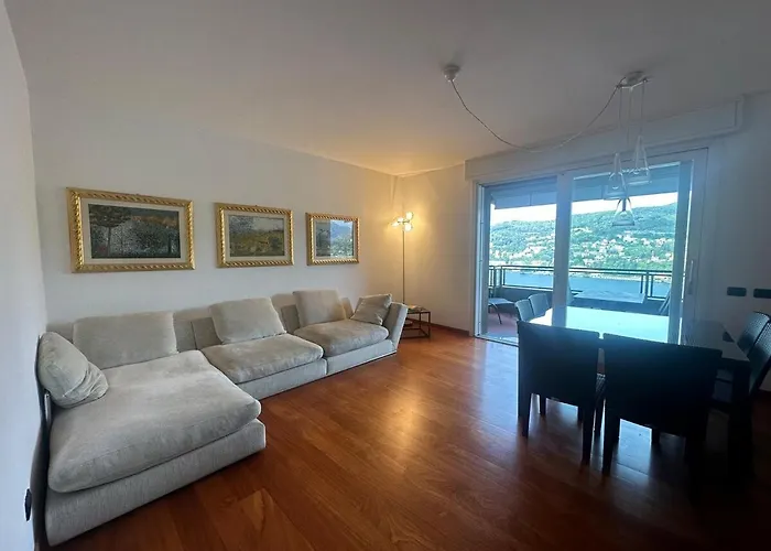 View Ac And Garage Como